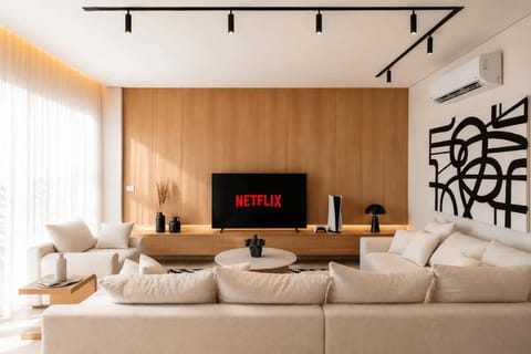 Communal lounge/ TV room, Living room, Seating area