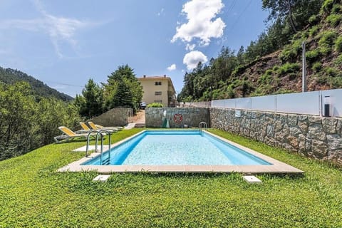 Garden, Swimming pool