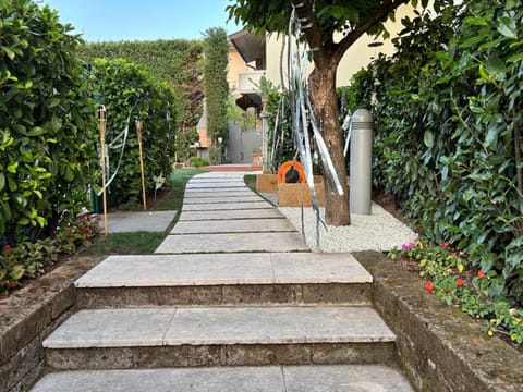 Spring, Day, Garden, Garden view