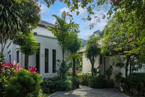 Property building, Street view, Quiet street view