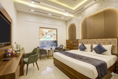 Bed, TV and multimedia