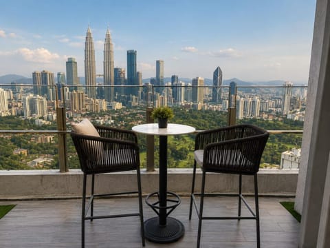 Day, Natural landscape, View (from property/room), Dining area, City view