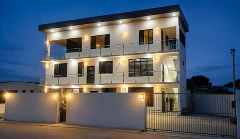 Property building, Night, View (from property/room), Balcony/Terrace