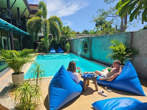Balcony/Terrace, Swimming pool