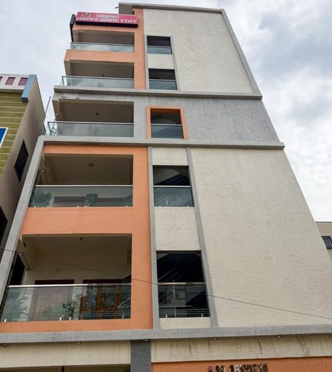 Property building, View (from property/room)