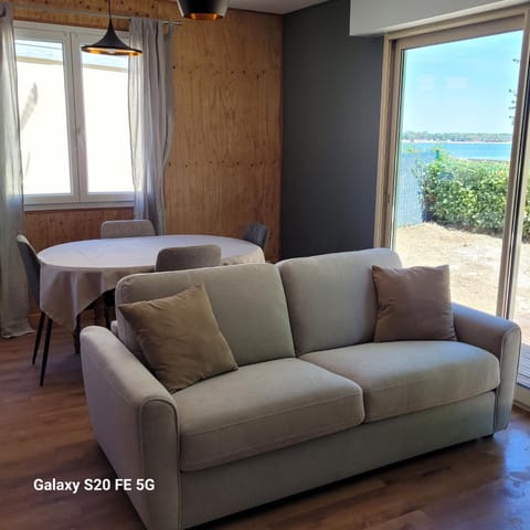 Natural landscape, Living room, Seating area