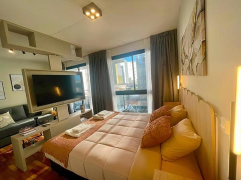 Communal lounge/ TV room, Bed, TV and multimedia, Photo of the whole room, Bedroom