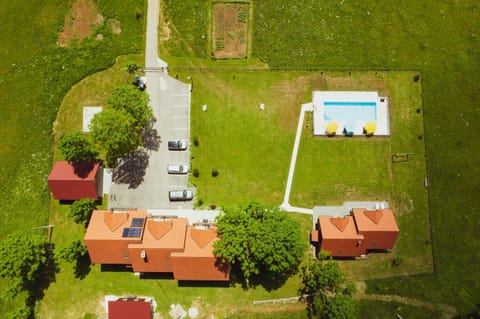 Bird's eye view, Swimming pool