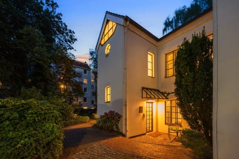 Property building, Night