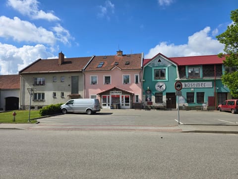 Property building, Street view, Location, Parking