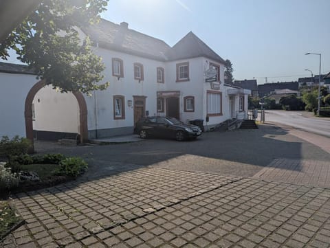 Property building, Parking