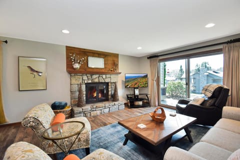 Living room, fireplace