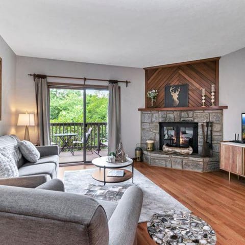 Living room, fireplace