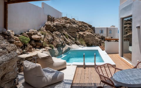Patio, Natural landscape, Swimming pool, sunbed