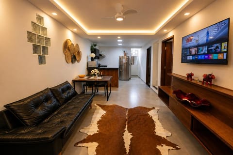 Communal lounge/ TV room, Living room