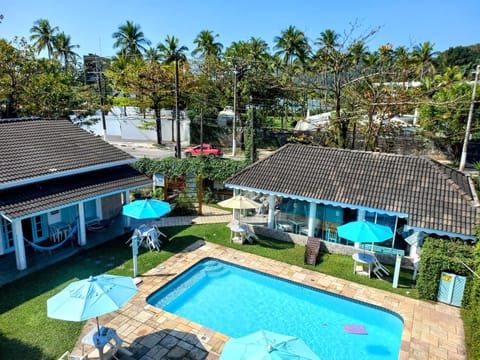 Property building, Patio, Spring, Day, Garden, Garden view, Pool view, Swimming pool, sunbed