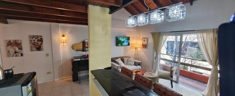 TV and multimedia, Kitchen or kitchenette, Living room, Seating area
