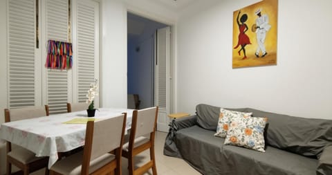 Communal lounge/ TV room, Living room, Dining area
