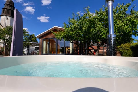 Day, Hot Tub, Hot Tub
