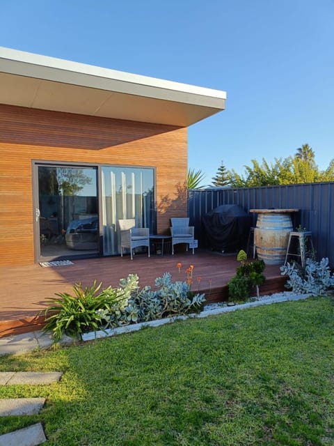 Garden, Garden view