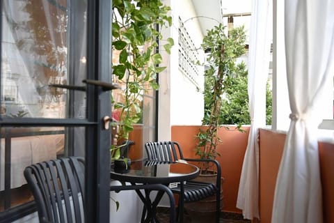 Balcony/Terrace, Garden view