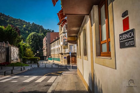 Neighbourhood, Landmark view, Street view, Location