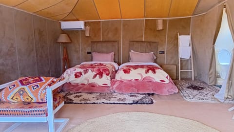 Bed, Photo of the whole room, Bedroom, towels, air conditioner