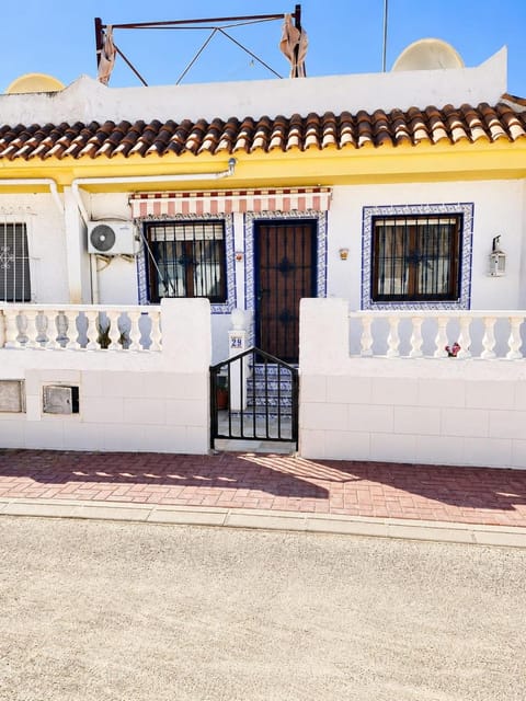 Property building, Day