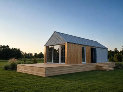 Property building, Day, Garden, Garden view