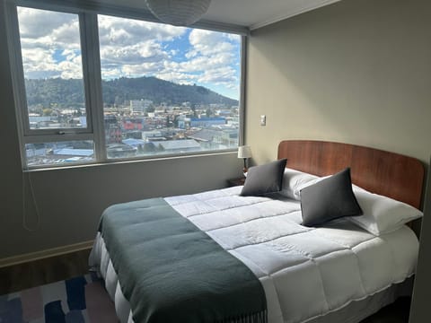 Bed, Natural landscape, Photo of the whole room, Bedroom, Mountain view