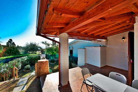 Patio, Garden, Dining area, Sea view