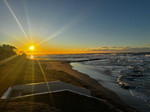 Day, Natural landscape, Beach, Sea view, Sunrise