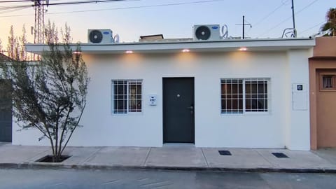 Facade/entrance, Lobby or reception