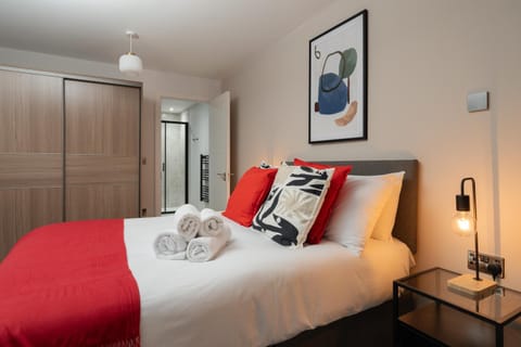 Bed, Photo of the whole room, Bedroom, towels, wardrobe