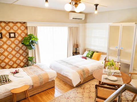 Bed, Living room, Bedroom