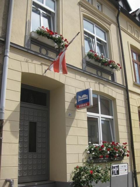 Property building, Facade/entrance