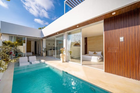 Property building, Pool view, Swimming pool, sunbed
