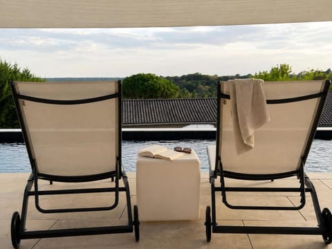 Natural landscape, View (from property/room), Balcony/Terrace, sunbed