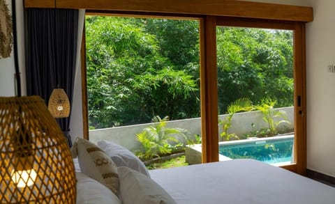 Natural landscape, Garden, View (from property/room), Bedroom, Pool view, Swimming pool