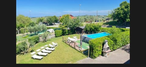 Garden, Solarium, Pool view, Swimming pool, Open Air Bath, Public Bath, sunbed