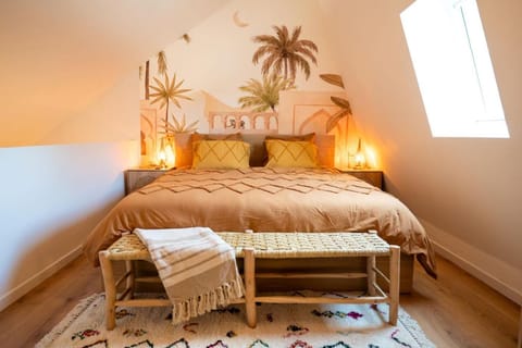 Bed, Bedroom