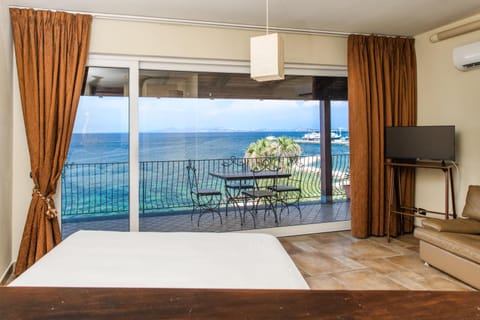 Bedroom, Sea view