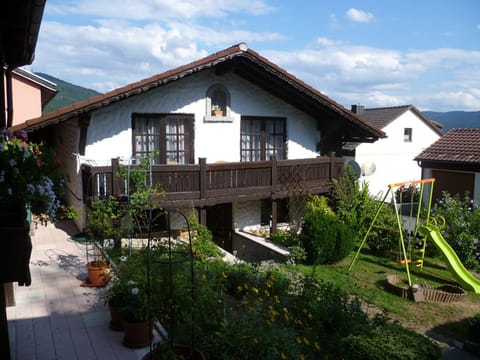 Property building, Day, Garden