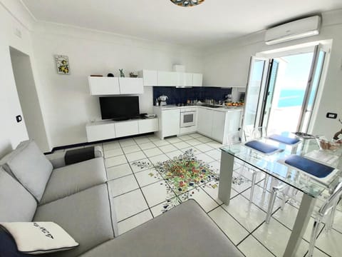 TENUTA CAVALIERE Breathtaking view House in Amalfi