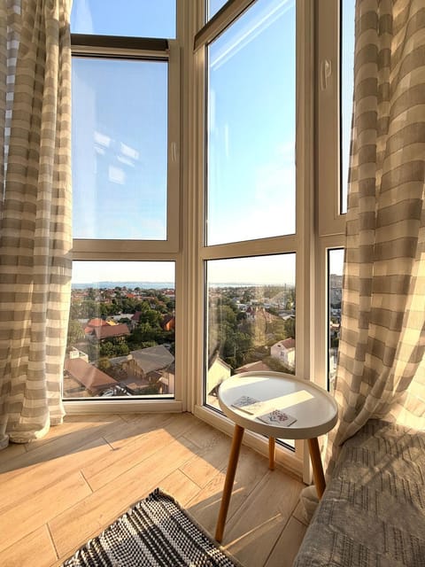View (from property/room), Balcony/Terrace, Seating area