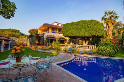 Garden view, Swimming pool, Swimming pool