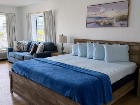 Seating area, Bedroom