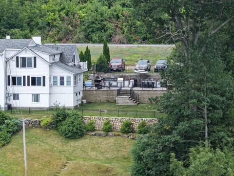 Belknap Point Inn Motel in Gilford