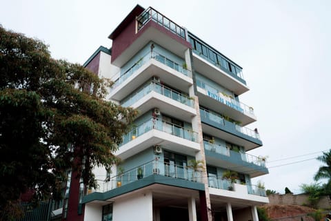 Property building, Day, View (from property/room), Balcony/Terrace