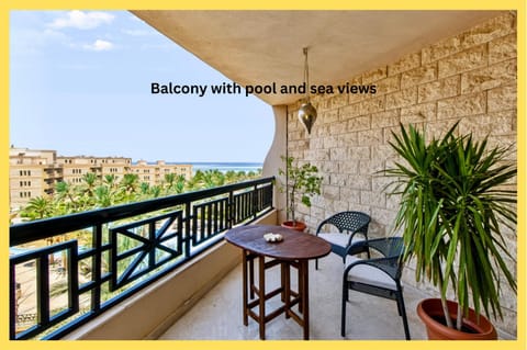 View (from property/room), Balcony/Terrace, Text overlay